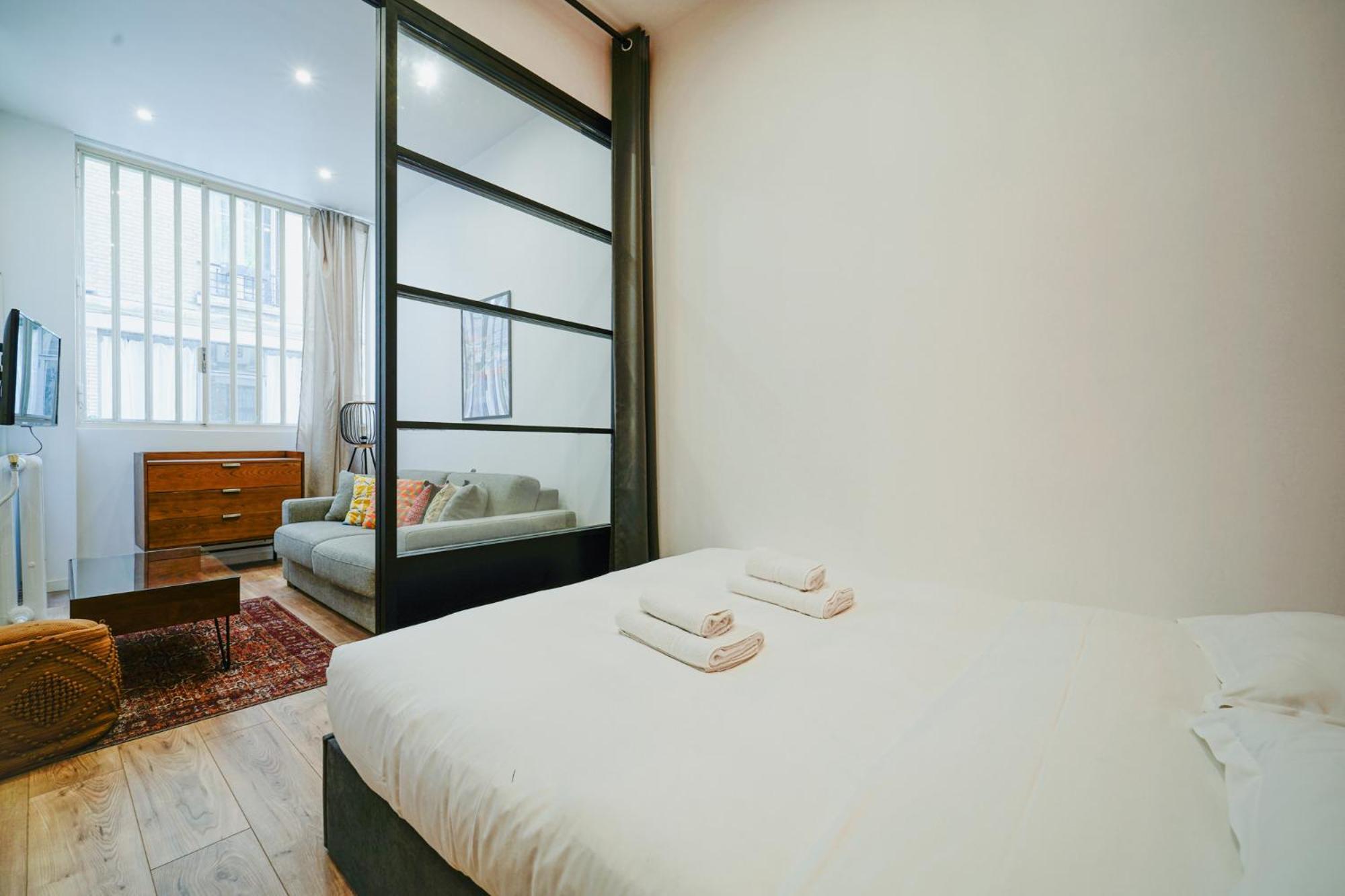 Parisuites Central Canal Saint Martin Design & Luxe & Cosy ภายนอก รูปภาพ